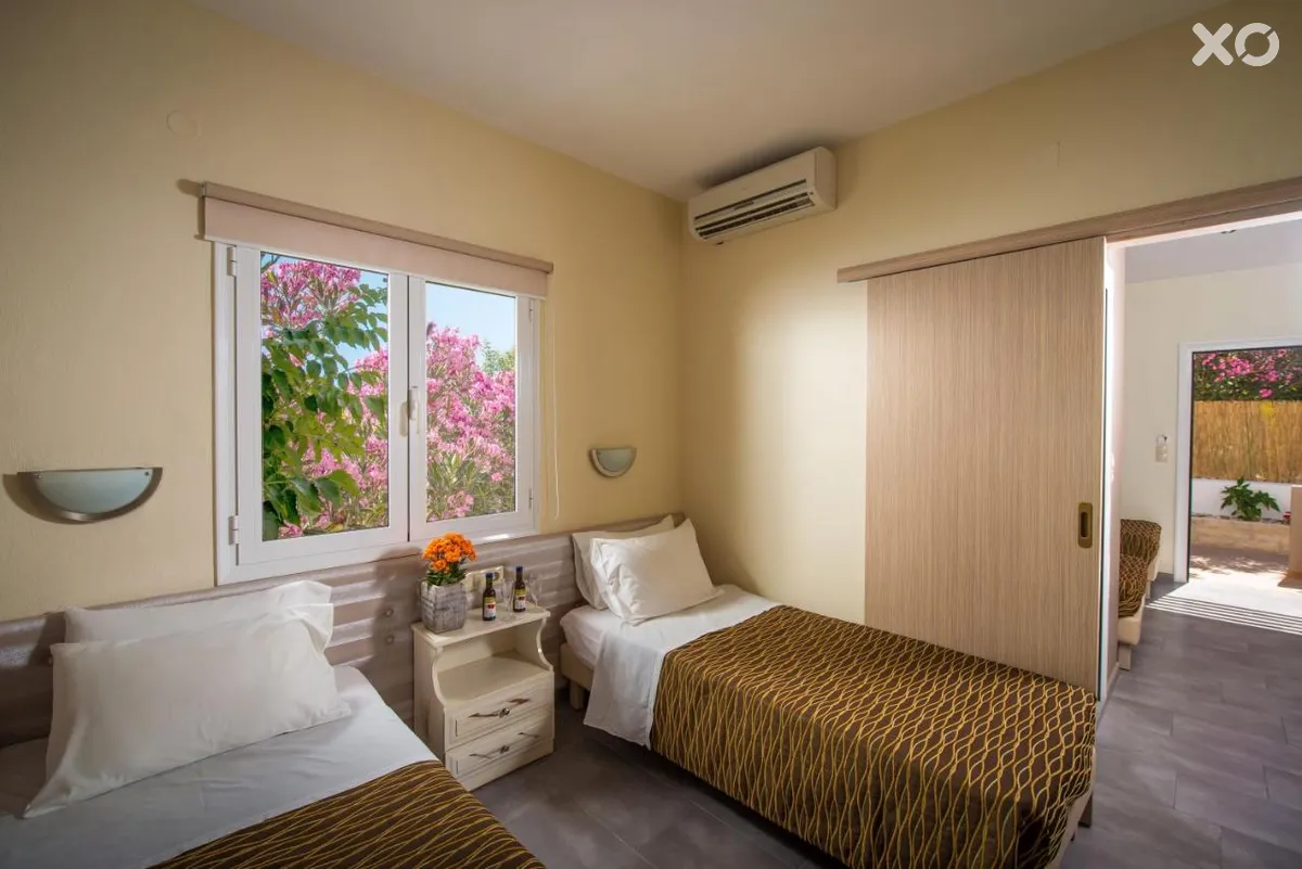 Kastro Beach Apartments