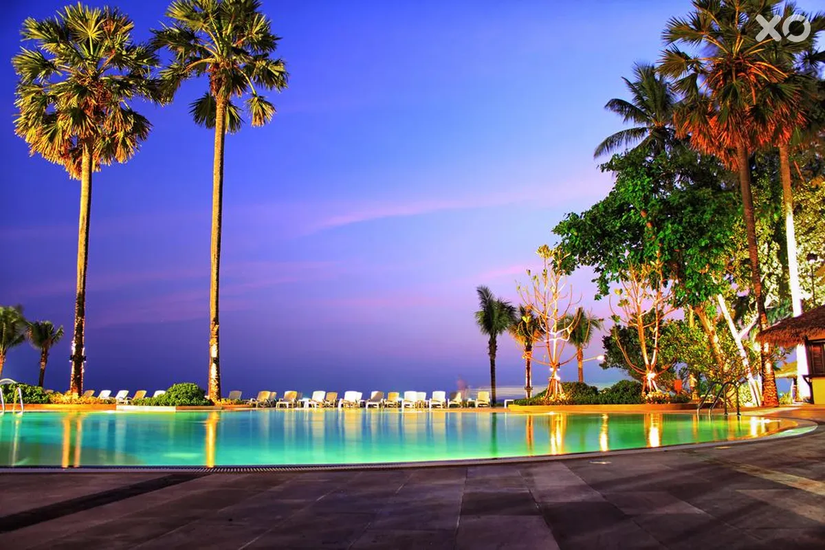 Novotel Rayong Rim Pae Resort Hotel