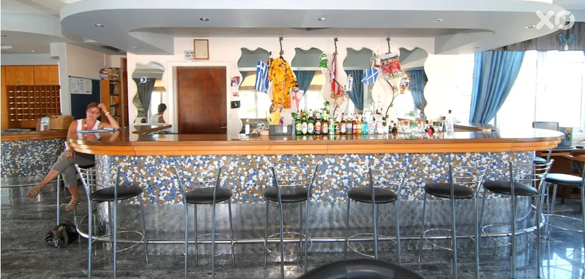 Zeus Hotel
