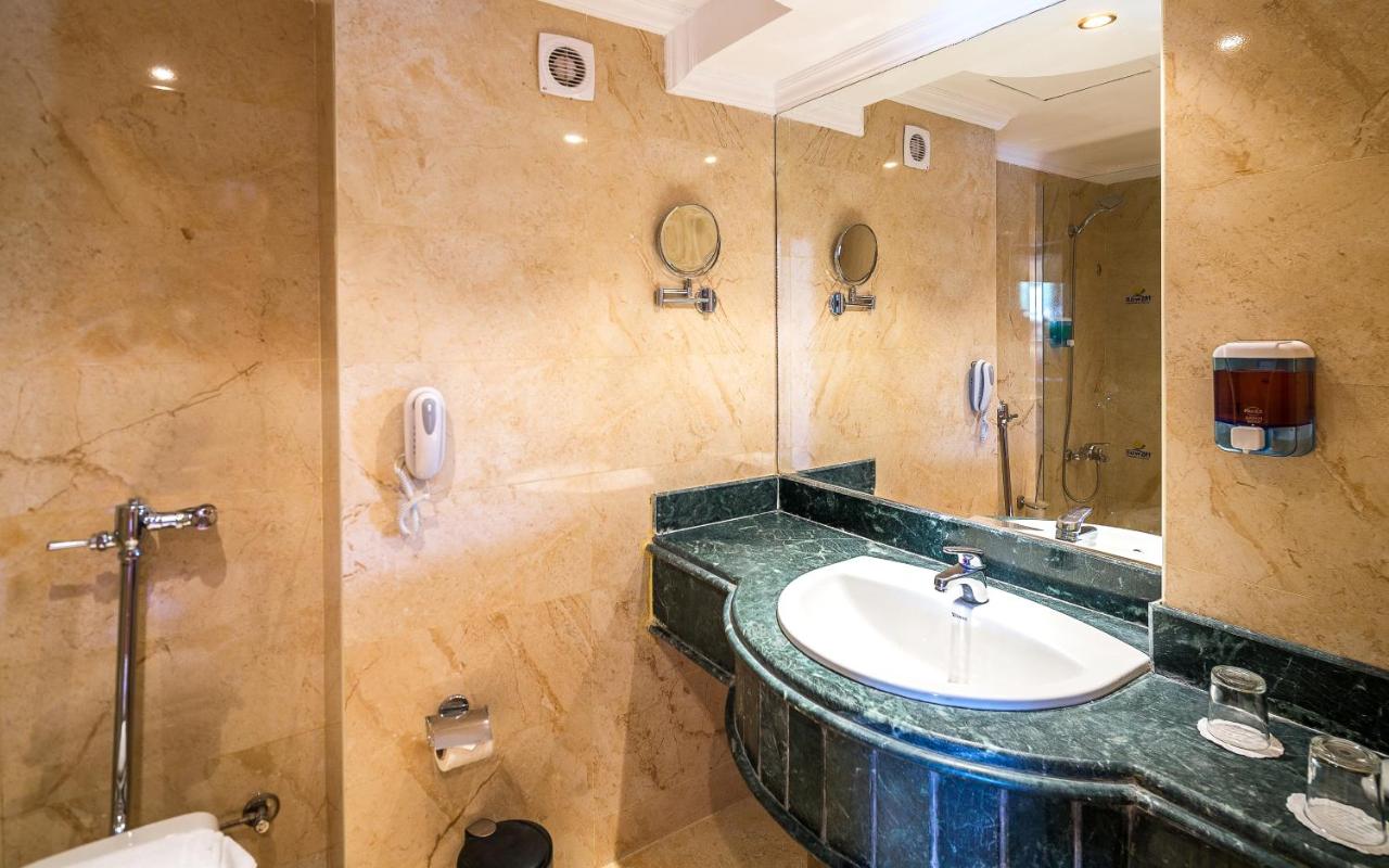 Riviera Aqua Park Resort ( ex. Hawaii Riviera Resort & Aqua Park)