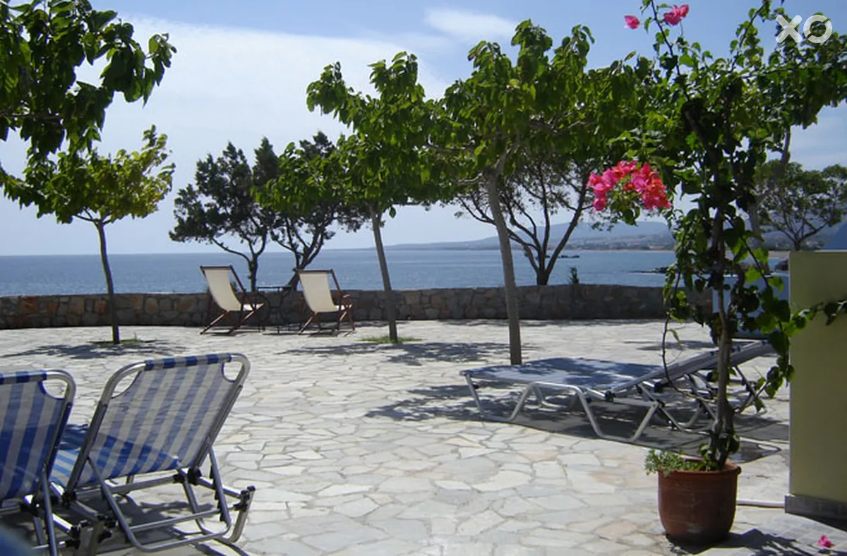 Paraktio Beach Apartments