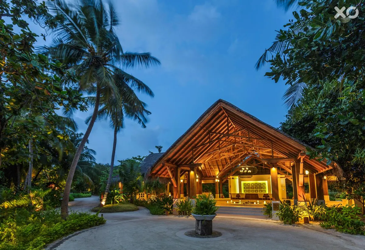 Dusit Thani Maldives Hotel