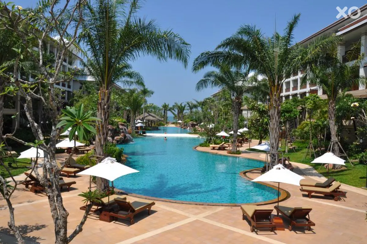 Ravindra Beach Resort & Spa
