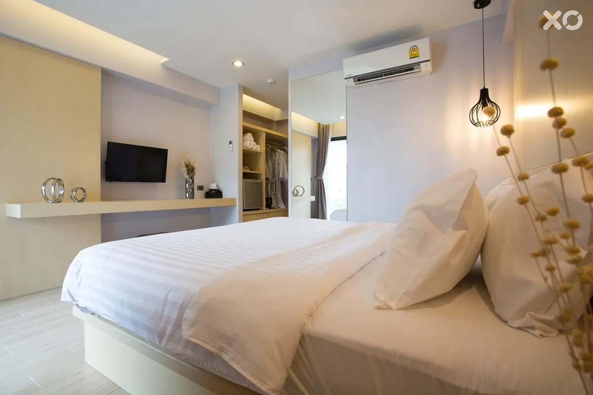 OneLoft Hotel