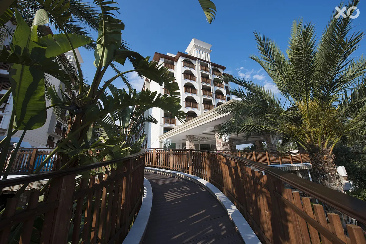 Quattro Beach Spa & Resort Hotel