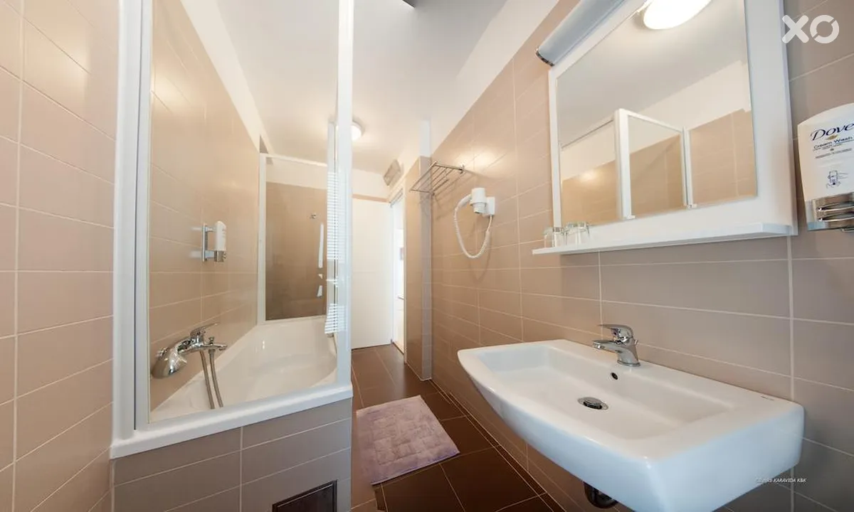 Sunnyside Apartments Petrcane