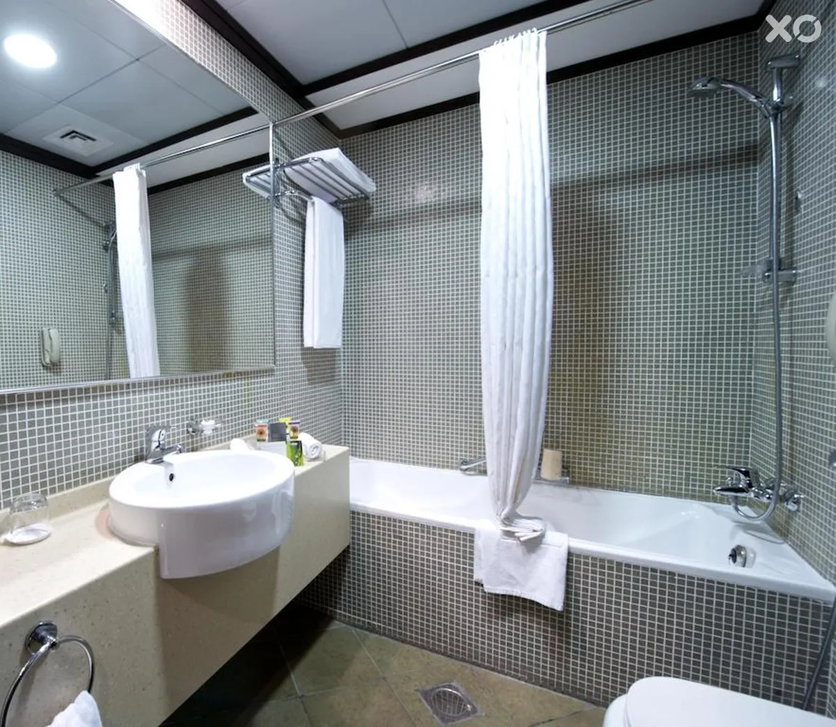 Time Oak Hotel & Suites