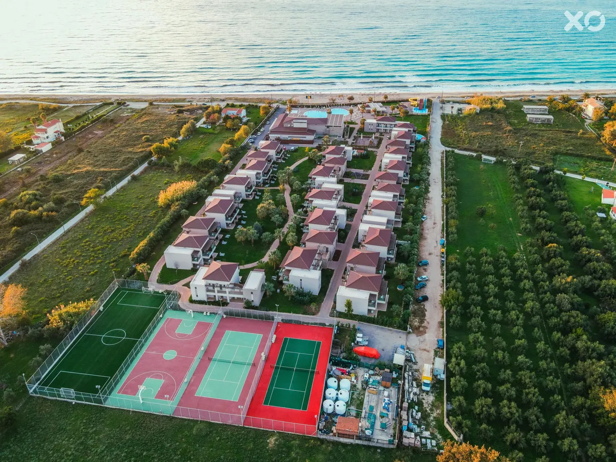 Almyros Beach Resort & Spa