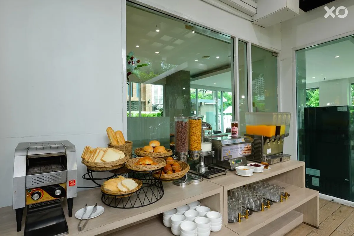 Amber Sukhumvit 85 Hotel