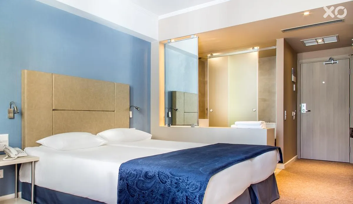 Alexandros Hotel