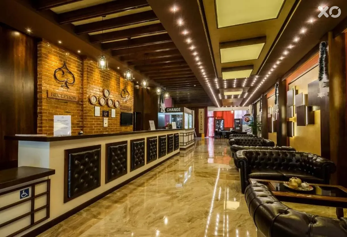 Platinum Hotel & Casino
