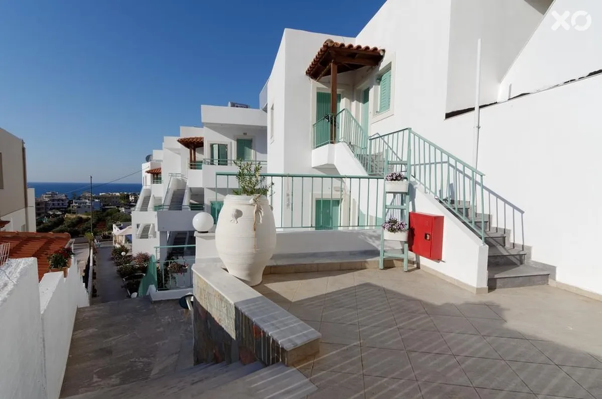 Aglaia Apartments