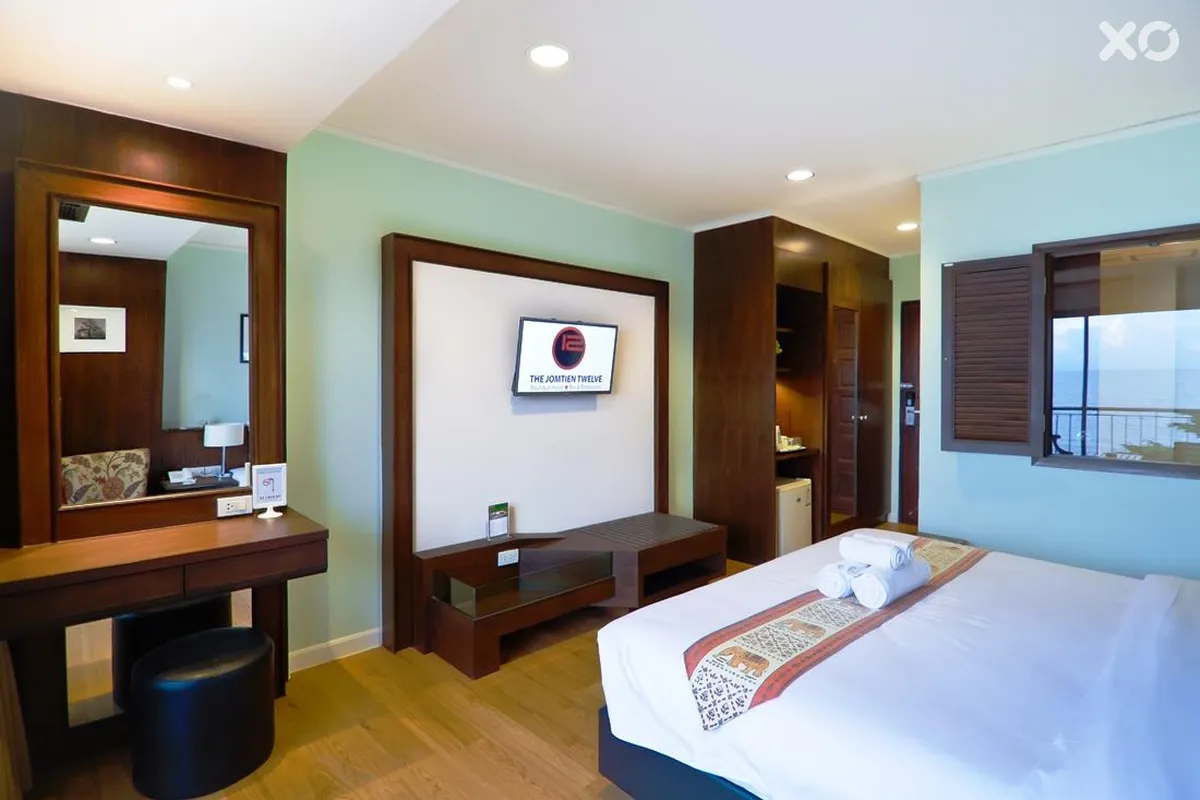 The Jomtien Twelve