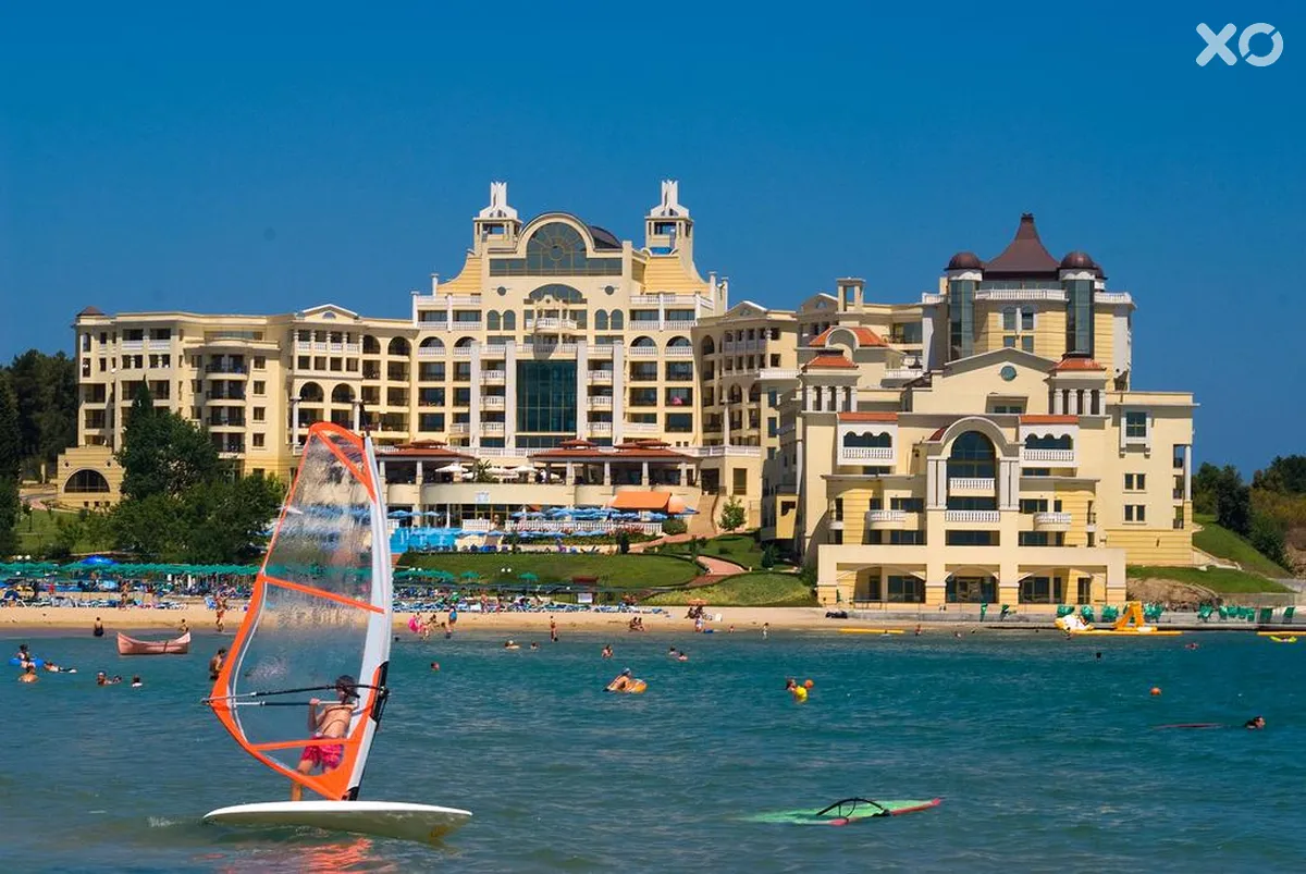 Marina Royal Palace