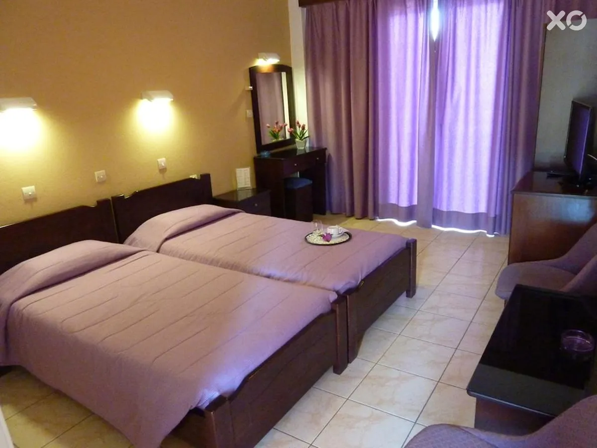 Oasis Hotel