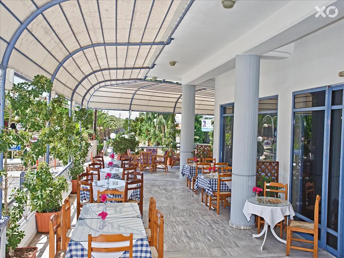 Ariadne Hotel