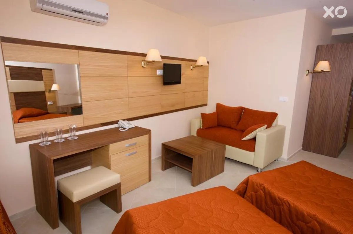 Sea Breeze Hotel