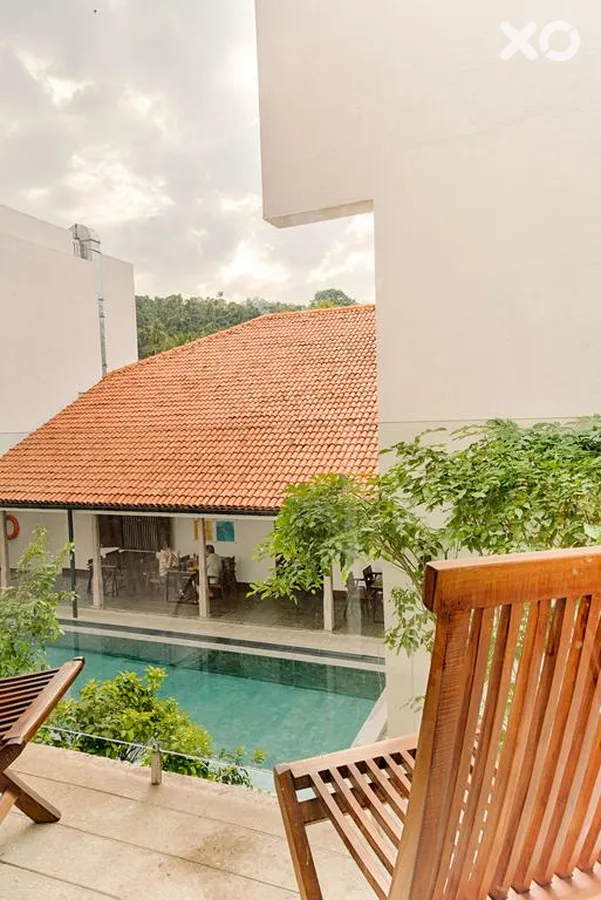J Unawatuna Hotel