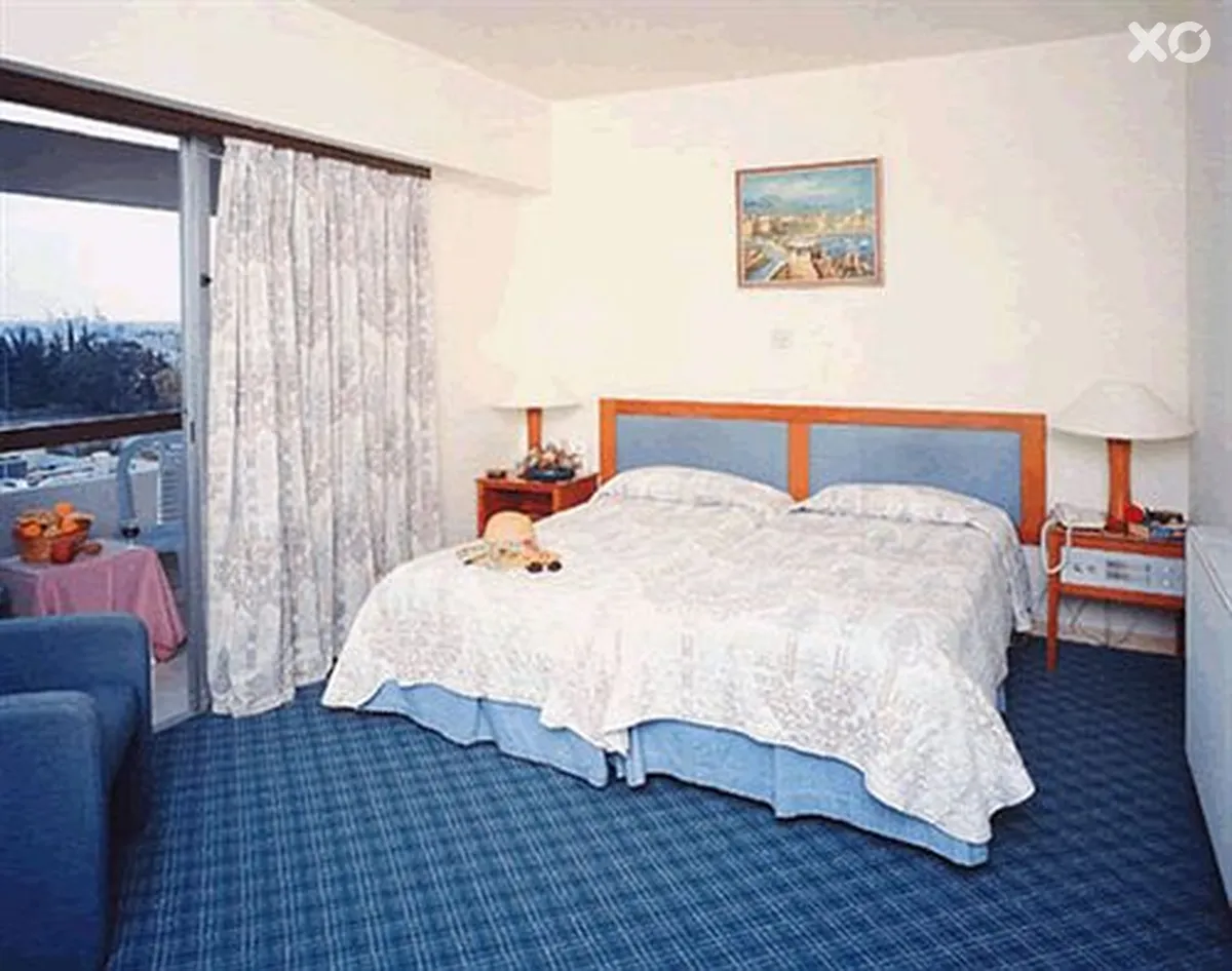 Pefkos Hotel