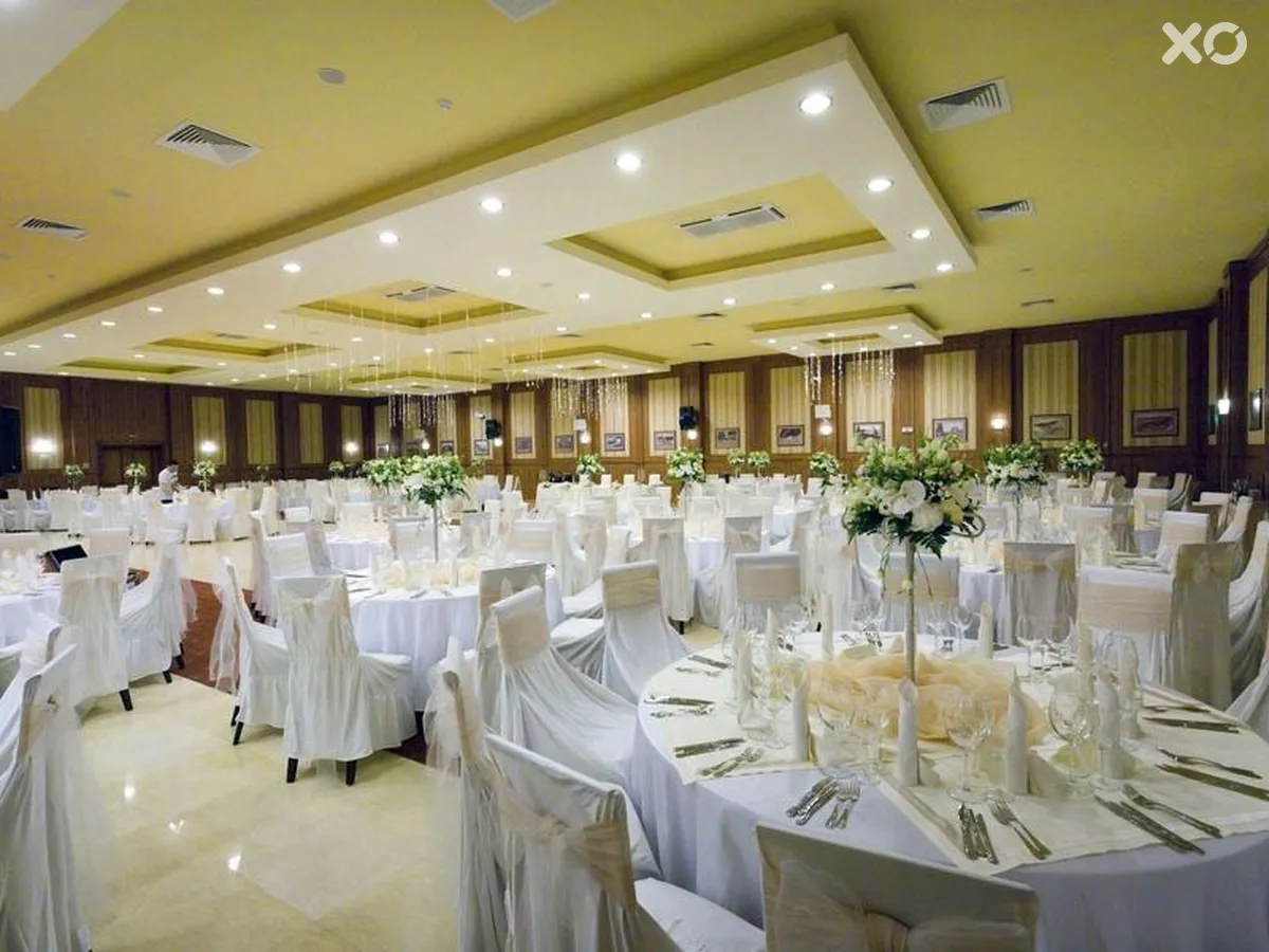Admiral Hotel