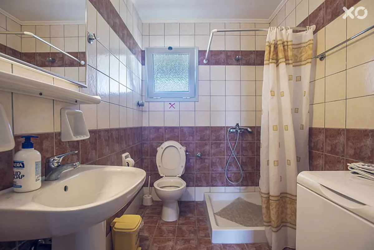 Omirikon Hotel & Apartments