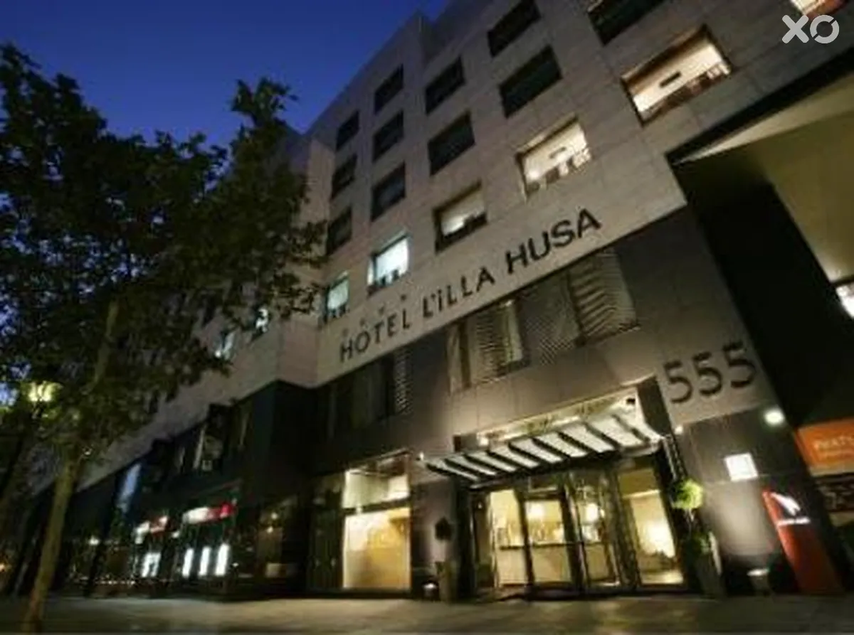 Husa Illa Hotel