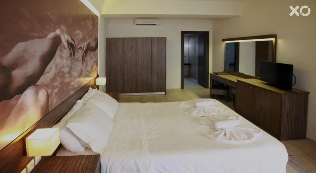 Katrin Suites