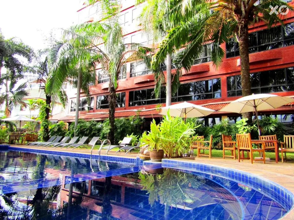 Nova Park Hotel