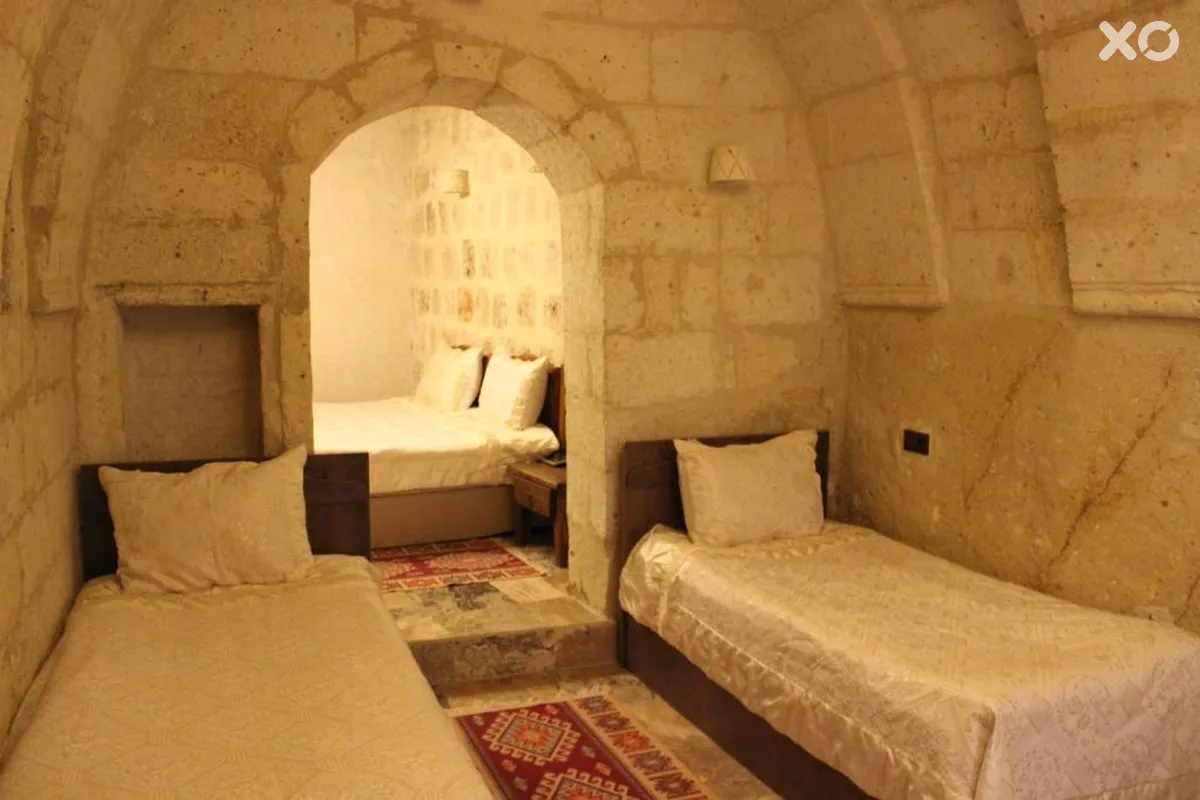 Dilek Tepesi Cave Hotel