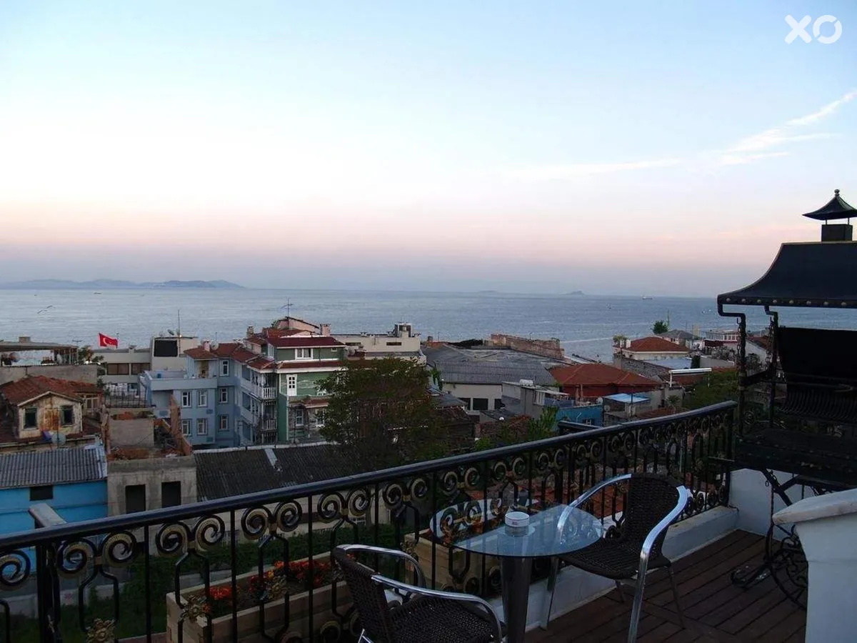 Avicenna Hotel