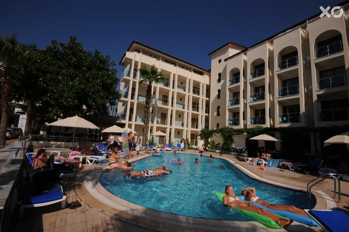 Astoria Beach Hotel