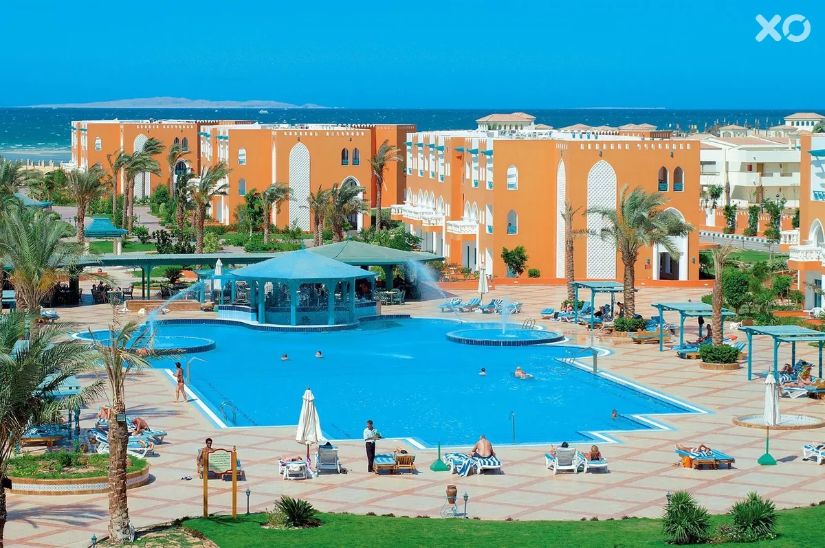 Sunrise Select Garden Beach Resort & Spa