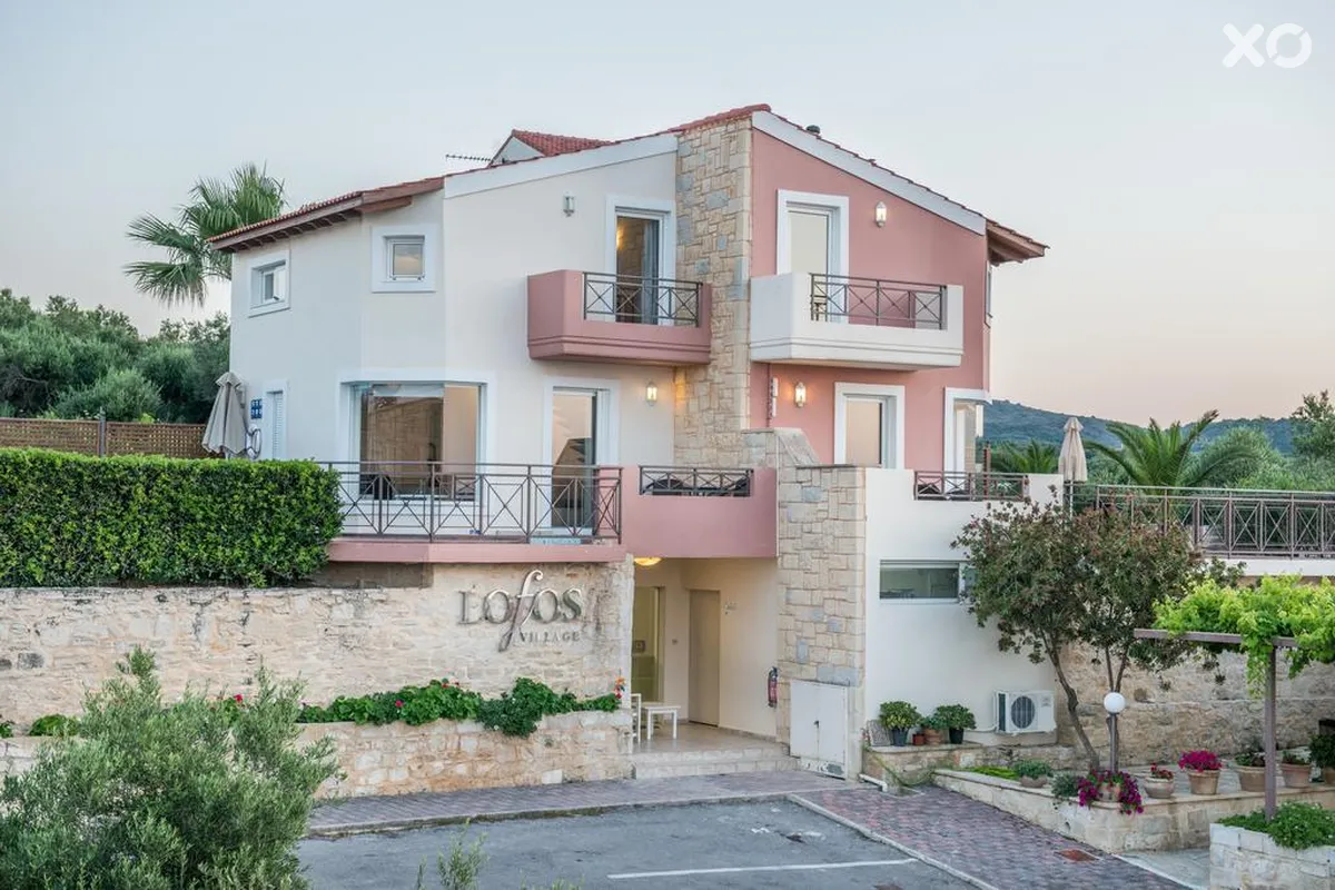 Lofos Village