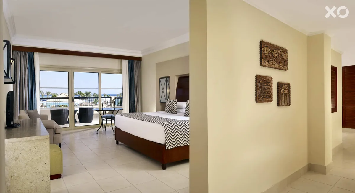 Coral Sea Holiday Resort & Aqua Park