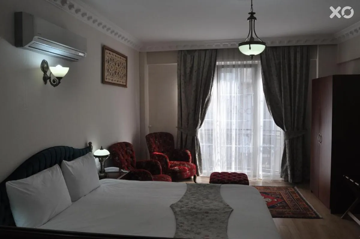 Basileus Hotel