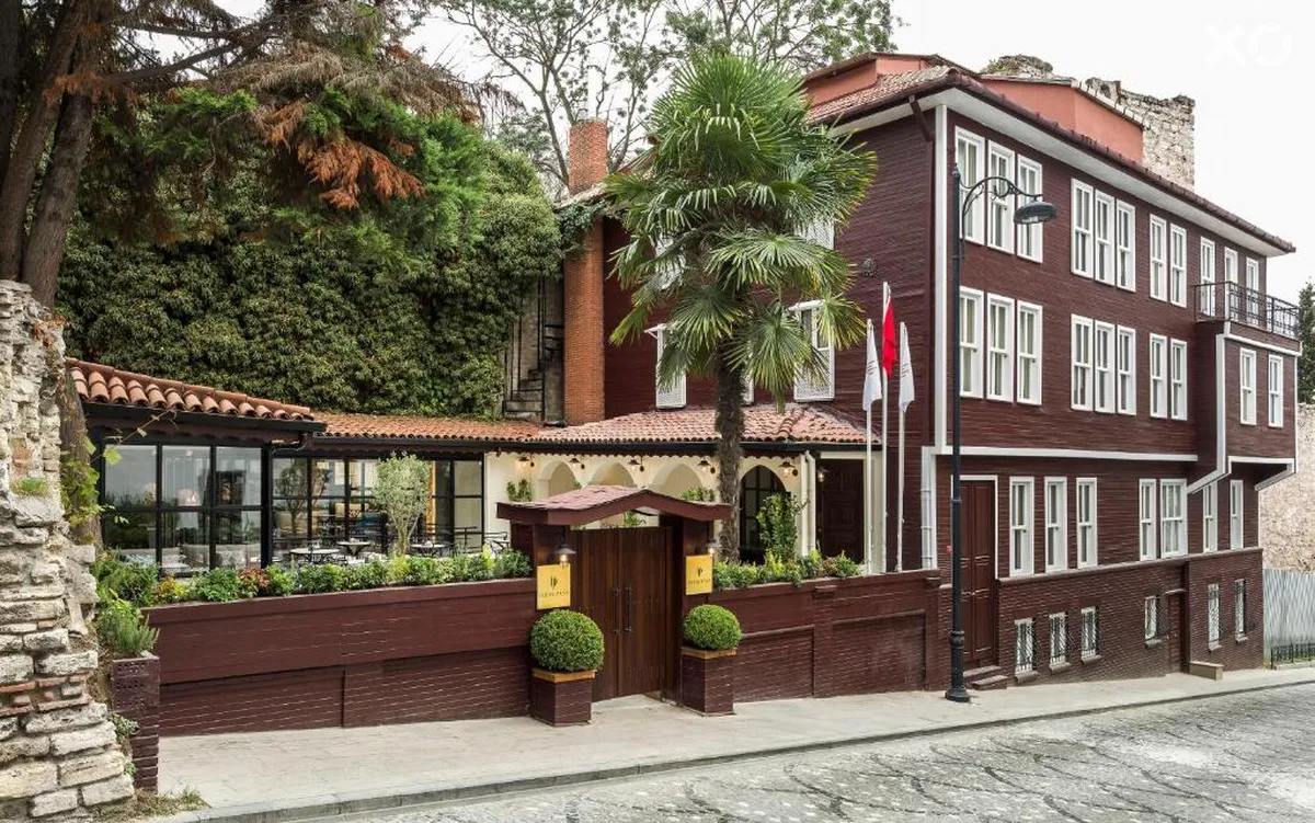 Ishak Pasa Hotel