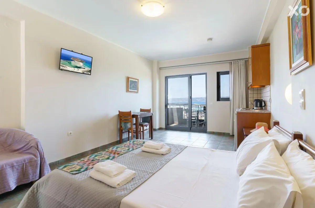 Sunrise Suites & Apartments