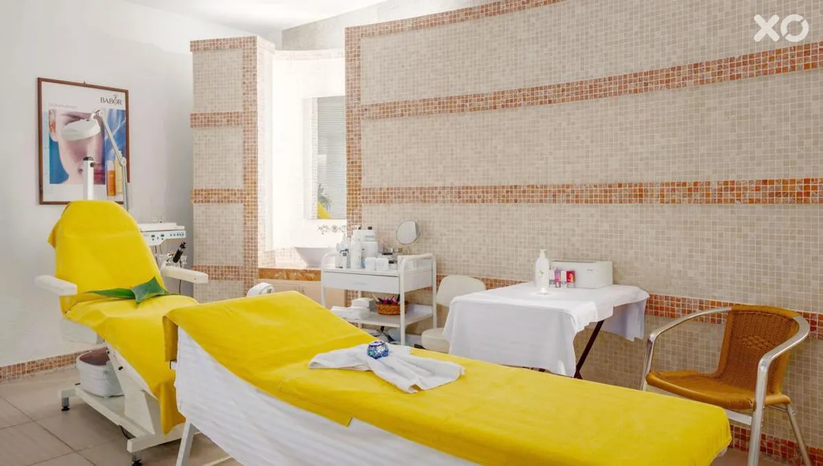 Golden Lotus Hotel