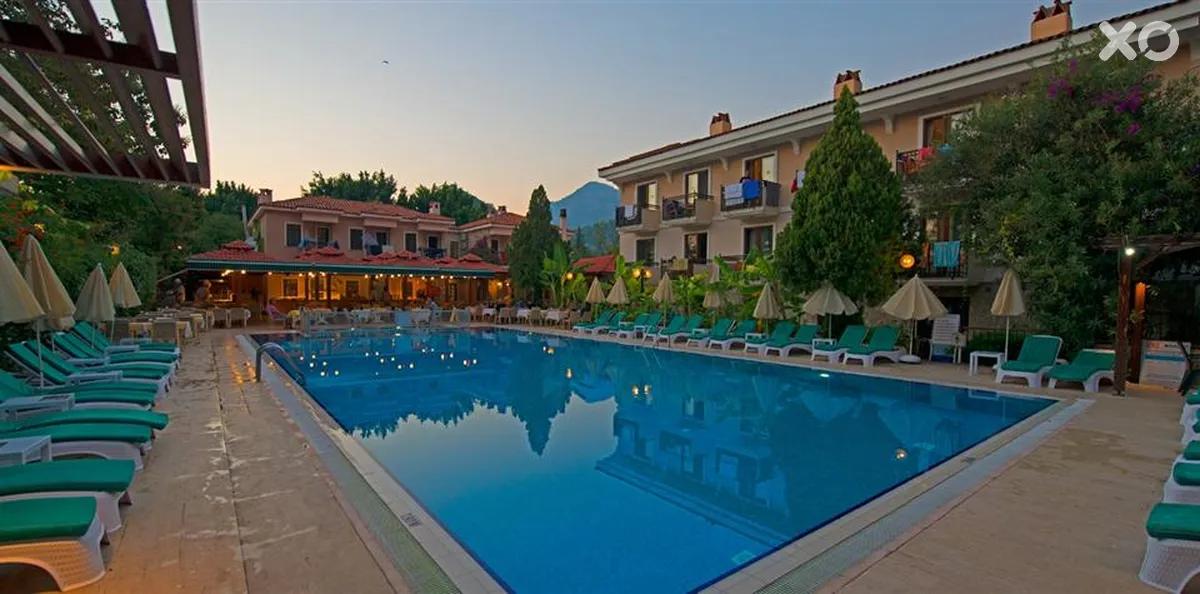 Perdikia Beach Hotel
