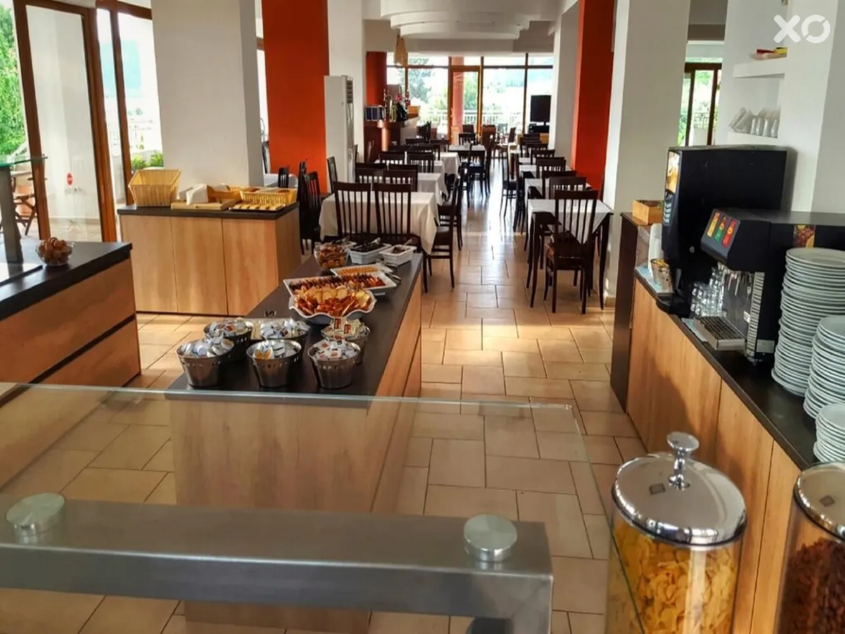 Maranton Beach Hotel