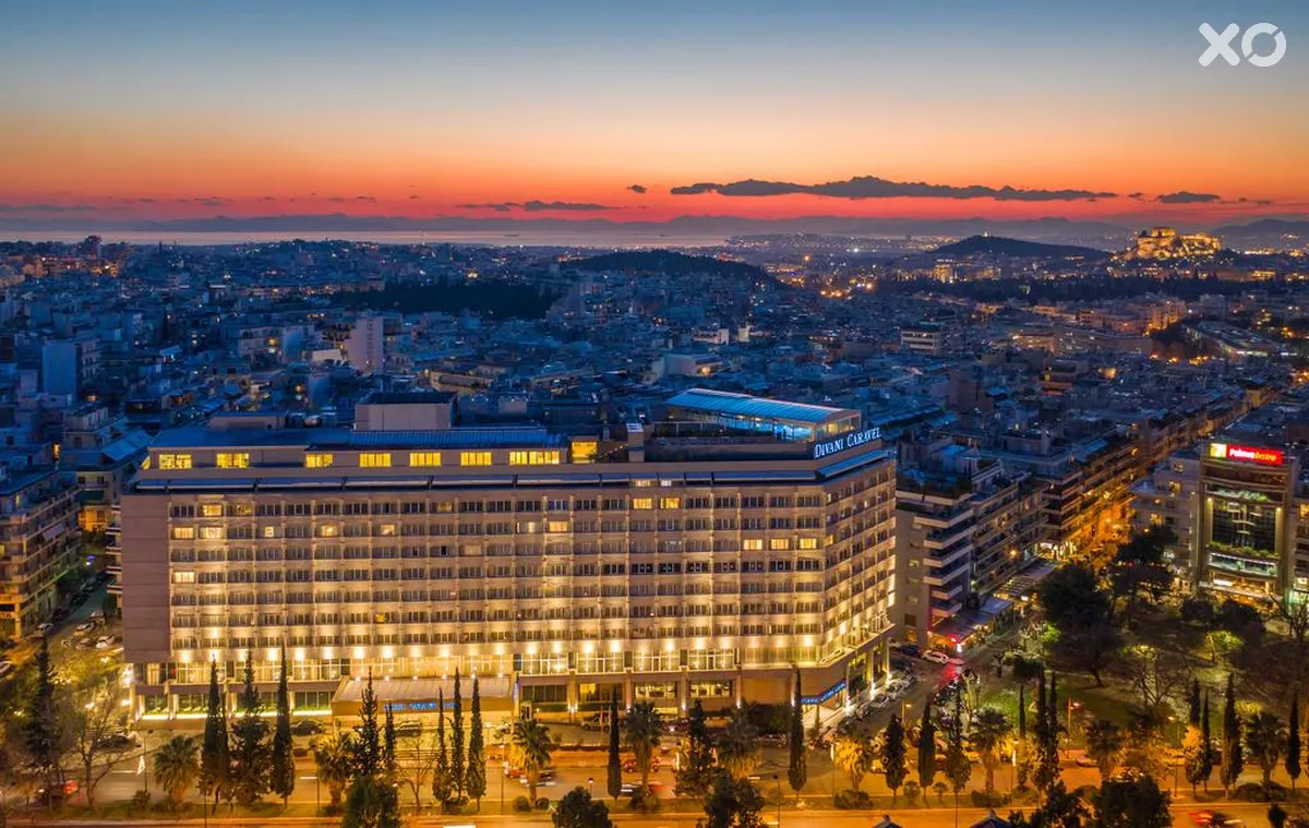 Divani Caravel Hotel
