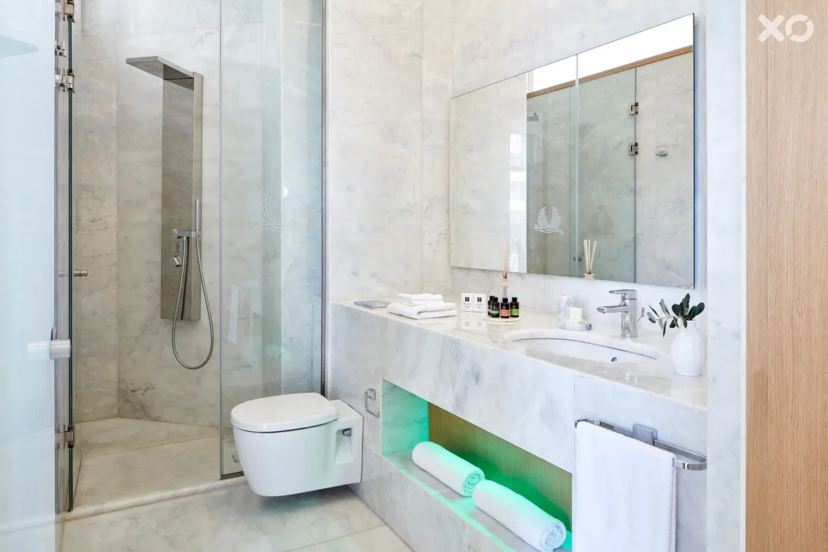 Avra City Hotel