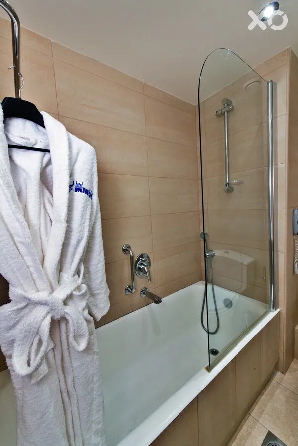 Minos Hotel