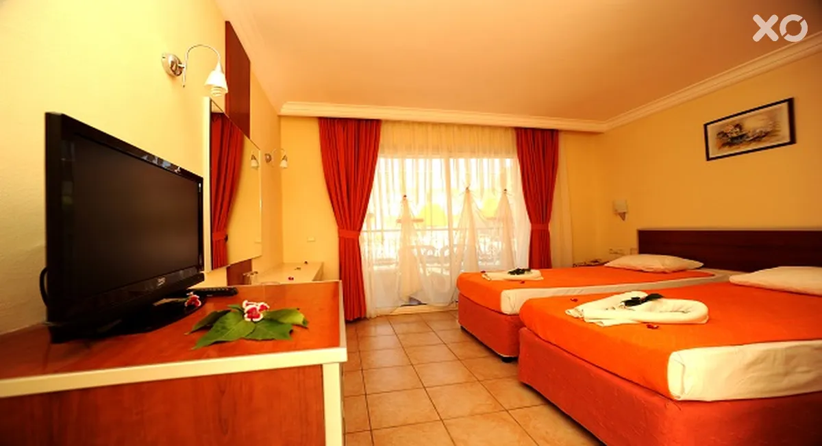 Sayanora Hotel