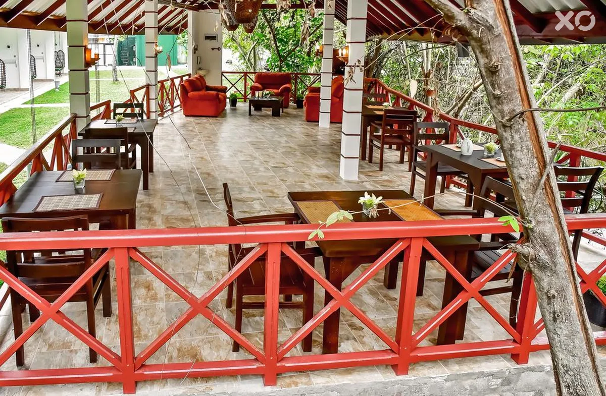 Bounty Hotel