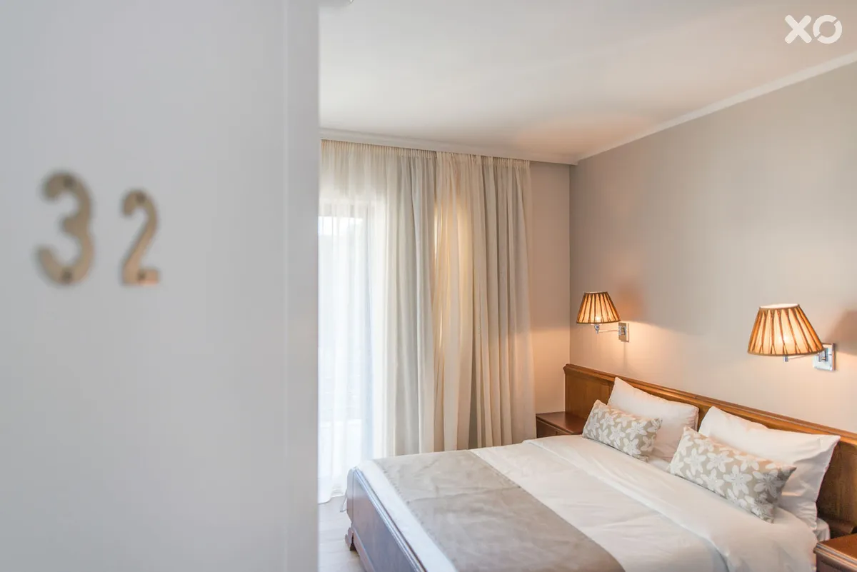 Avra City Hotel