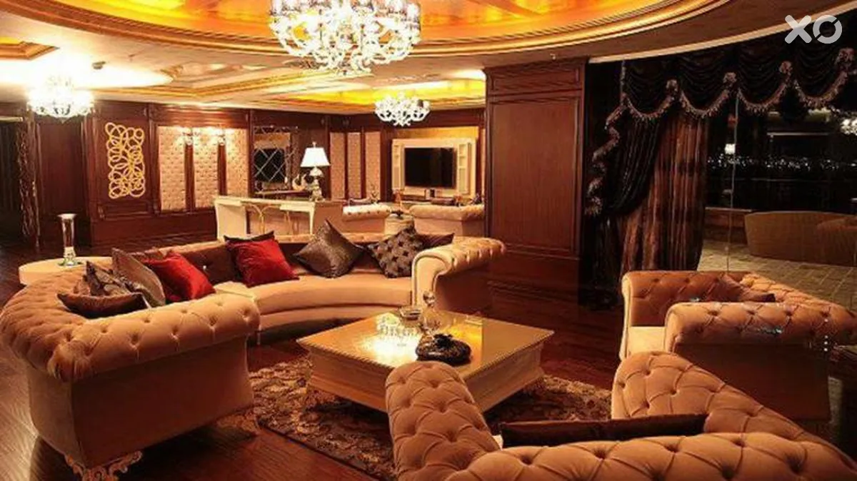 Cratos Premium Hotel & Casino