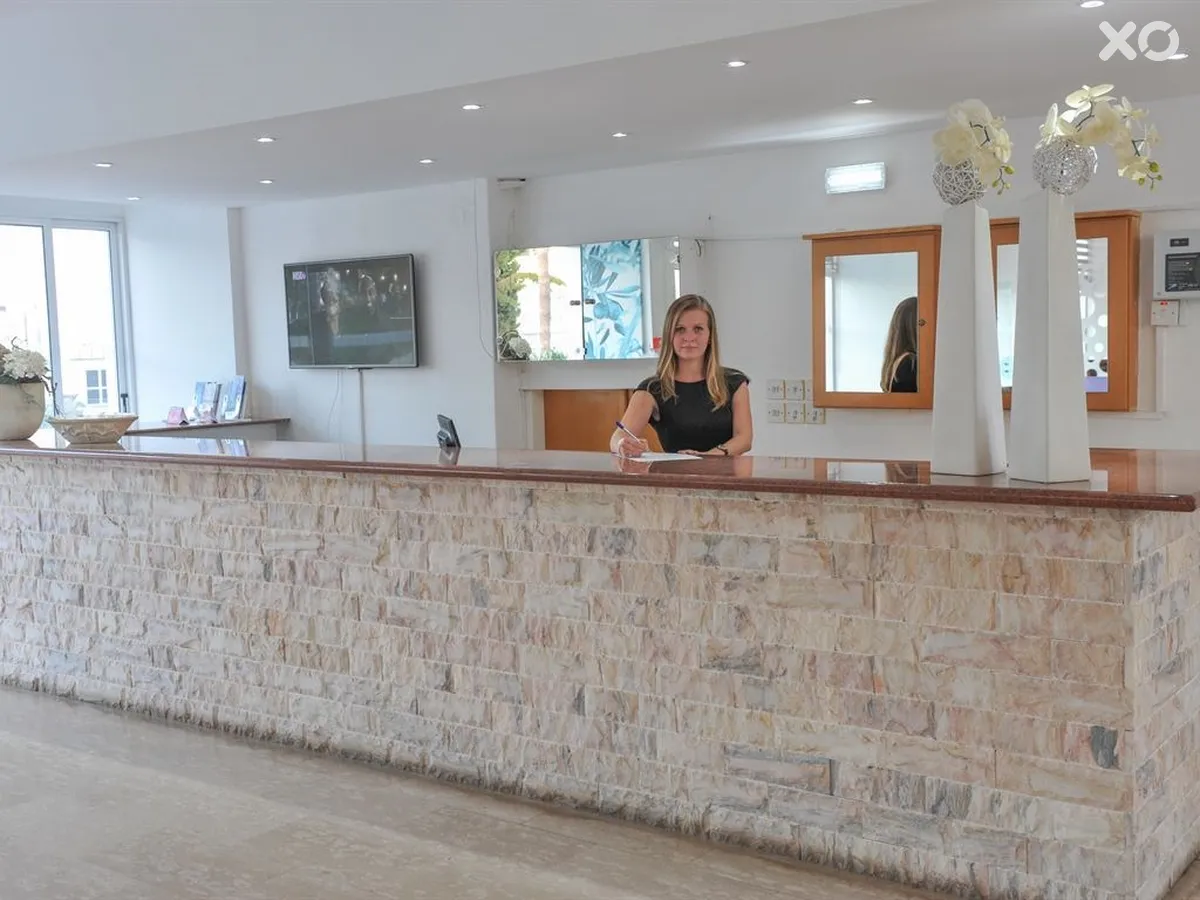 Fedrania Gardens Hotel