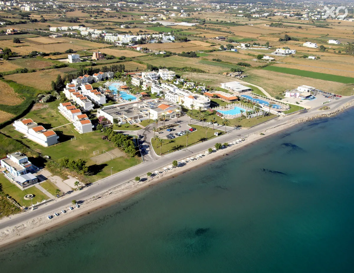 Zorbas Beach Hotel