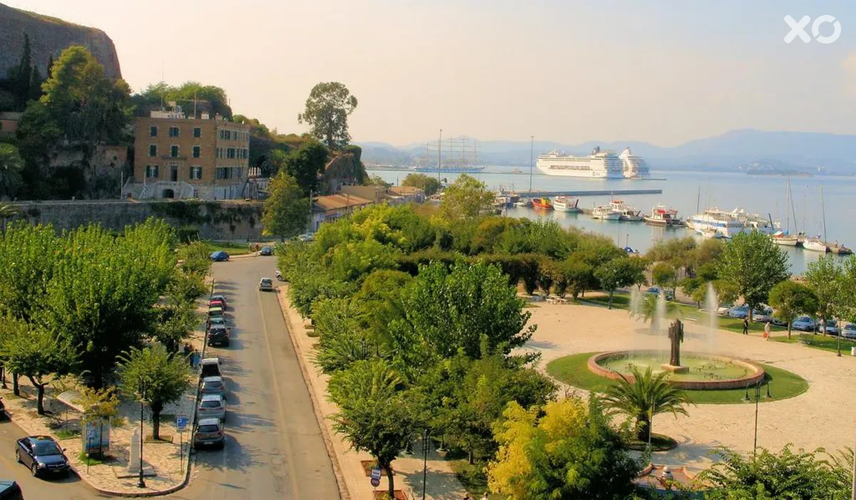 Konstantinoupolis Hotel
